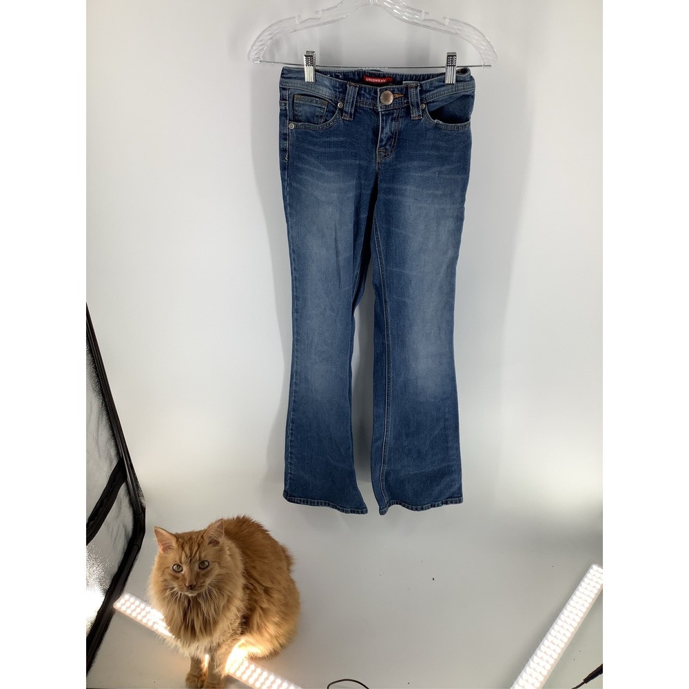Unionbay Low Rise Flare Jeans Medium Wash Blue Y2K Bootcut Size 0 x 32 Stretch